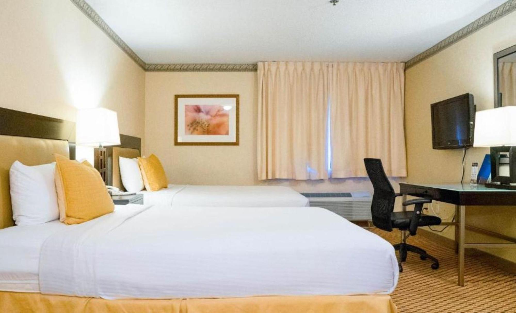 Hotel 6 Hills Ca
